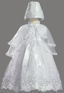 Organza dress with two-layered cape